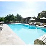 Domaine De Plisseau