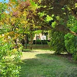 Πανσιόν Domaine De Plisseau