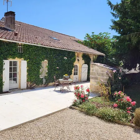Domaine De Plisseau 3*