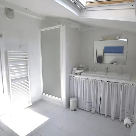 Domaine De Plisseau Guest house
